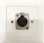Bild von proDT XI UP ws | Unterputzanschluss proDT® mit XLR Input female auf Dante, EDIZIOdue, weiss