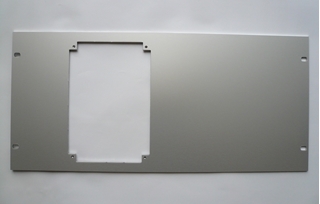 Bild von proPANEL proMX | 19" Frontplatte 5HE/3mm mit Ausschnitt für proMX Serie, M3 Gewinde, farblos matt eloxiert